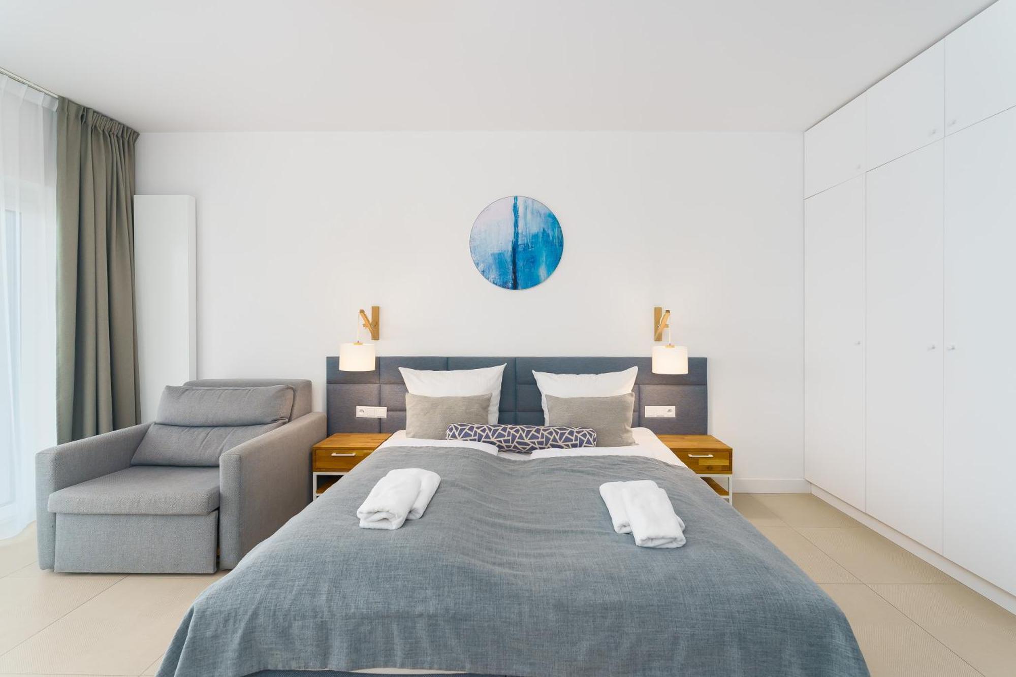 Aquamarina Prima Deluxe Studios With Sea View By Noclegi Renters 米兹多洛杰 外观 照片