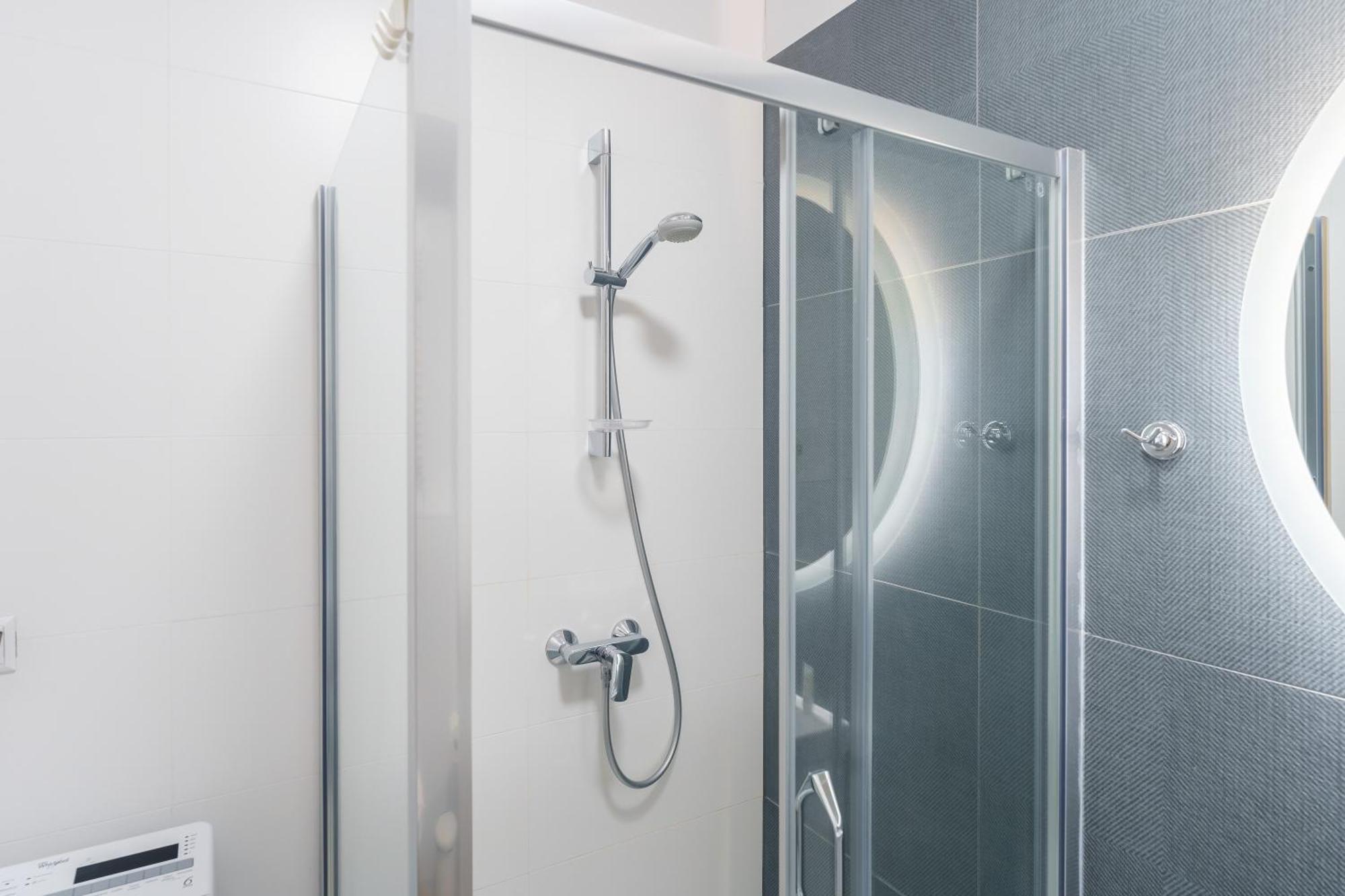 Aquamarina Prima Deluxe Studios With Sea View By Noclegi Renters 米兹多洛杰 外观 照片