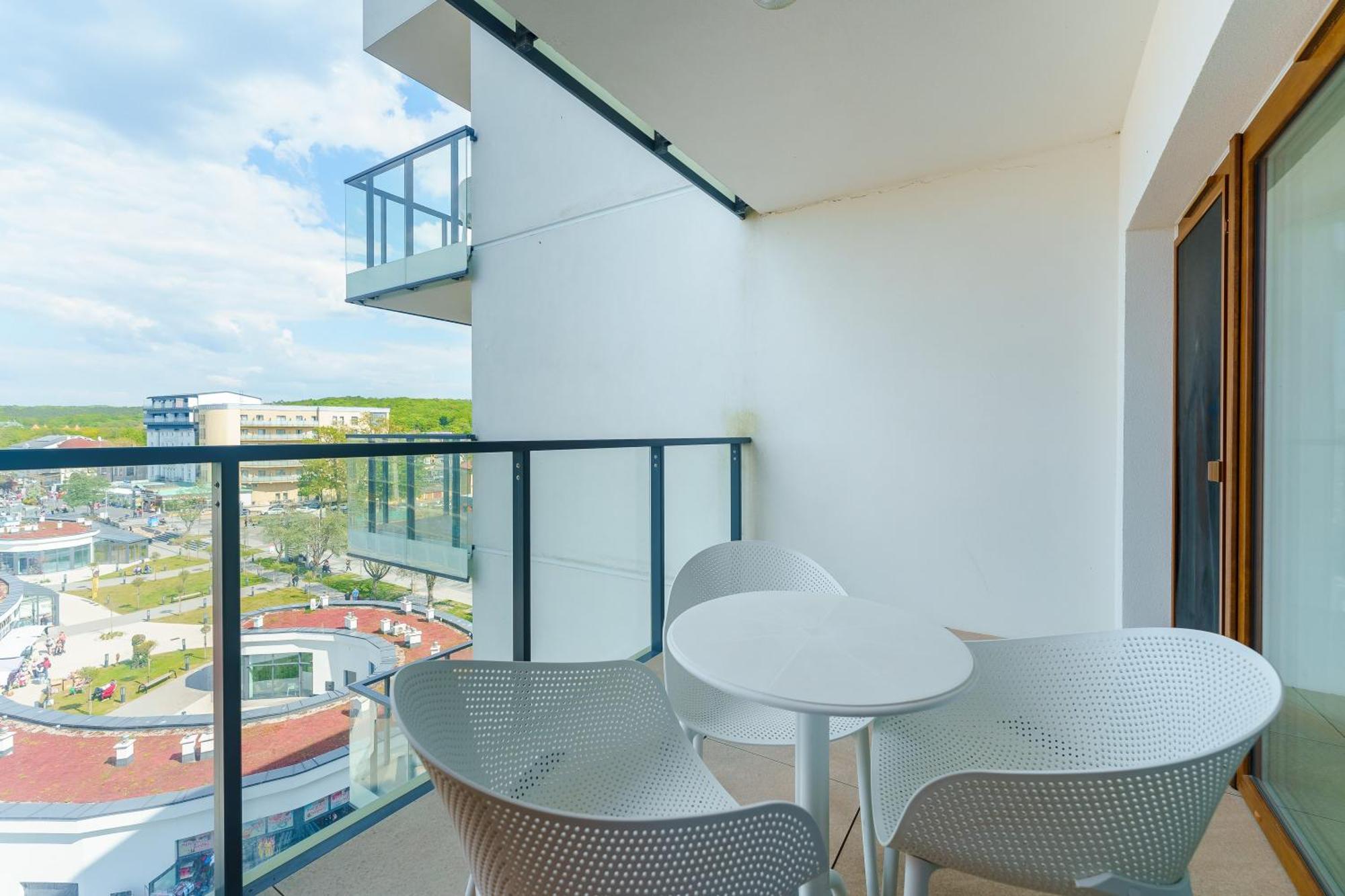 Aquamarina Prima Deluxe Studios With Sea View By Noclegi Renters 米兹多洛杰 外观 照片