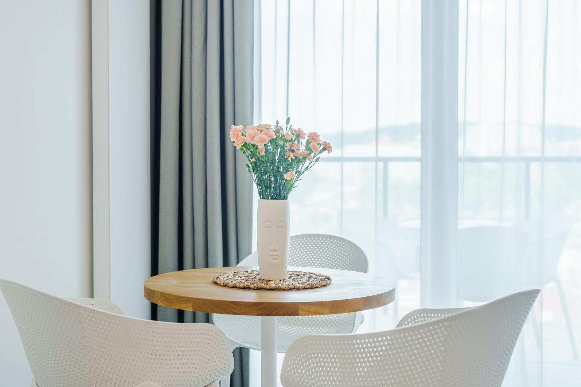 Aquamarina Prima Deluxe Studios With Sea View By Noclegi Renters 米兹多洛杰 外观 照片