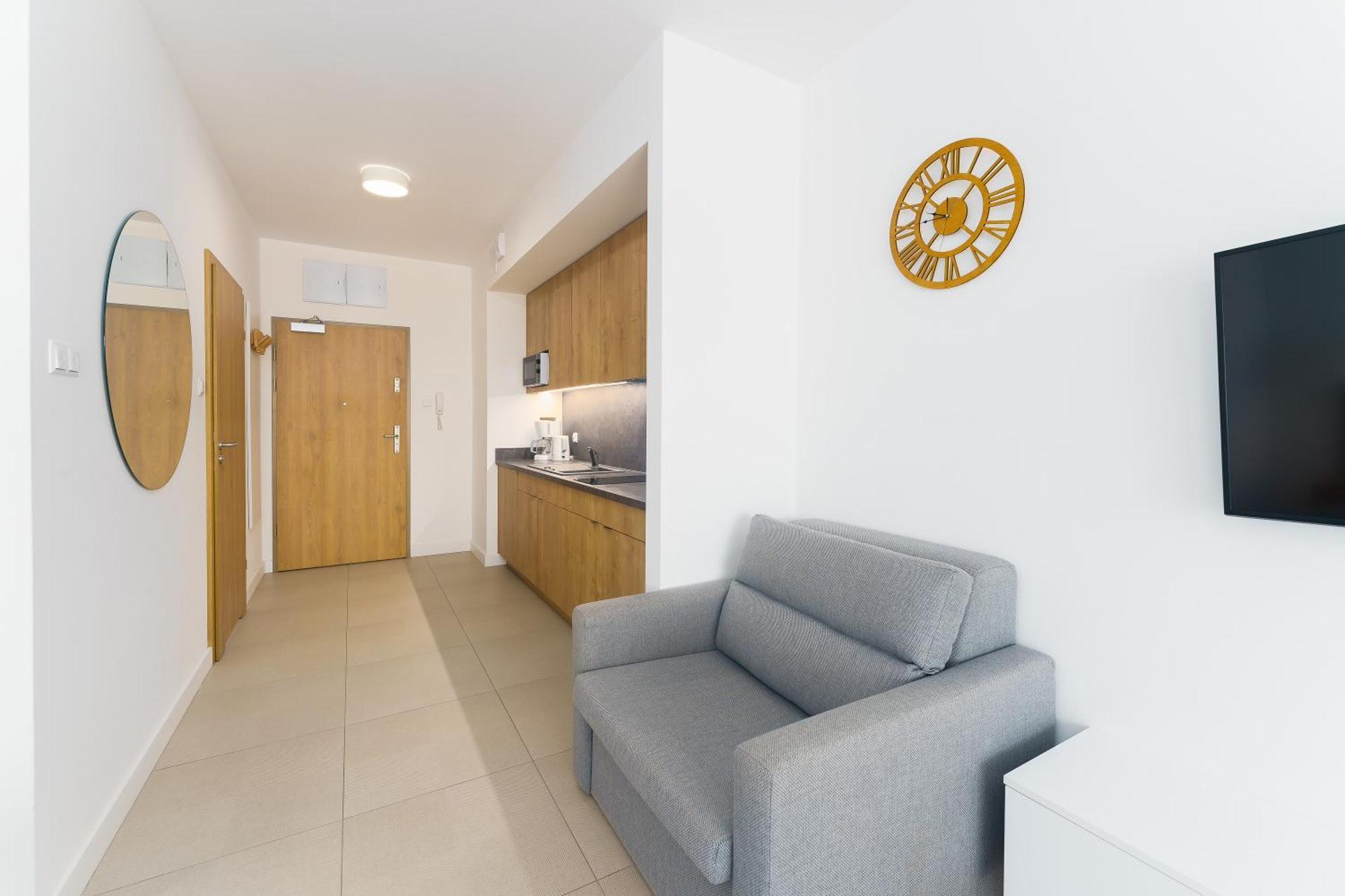 Aquamarina Prima Deluxe Studios With Sea View By Noclegi Renters 米兹多洛杰 外观 照片