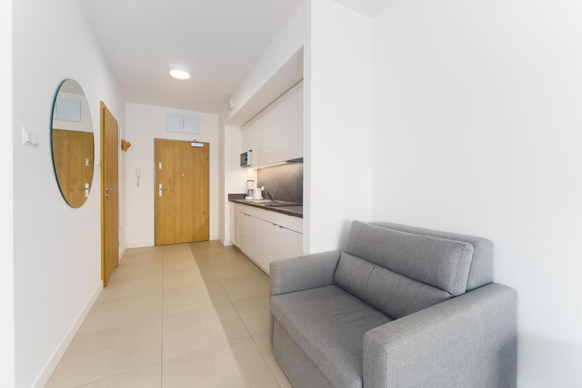 Aquamarina Prima Deluxe Studios With Sea View By Noclegi Renters 米兹多洛杰 外观 照片