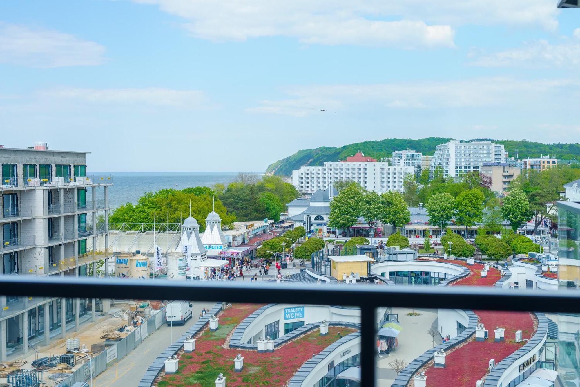 Aquamarina Prima Deluxe Studios With Sea View By Noclegi Renters 米兹多洛杰 外观 照片