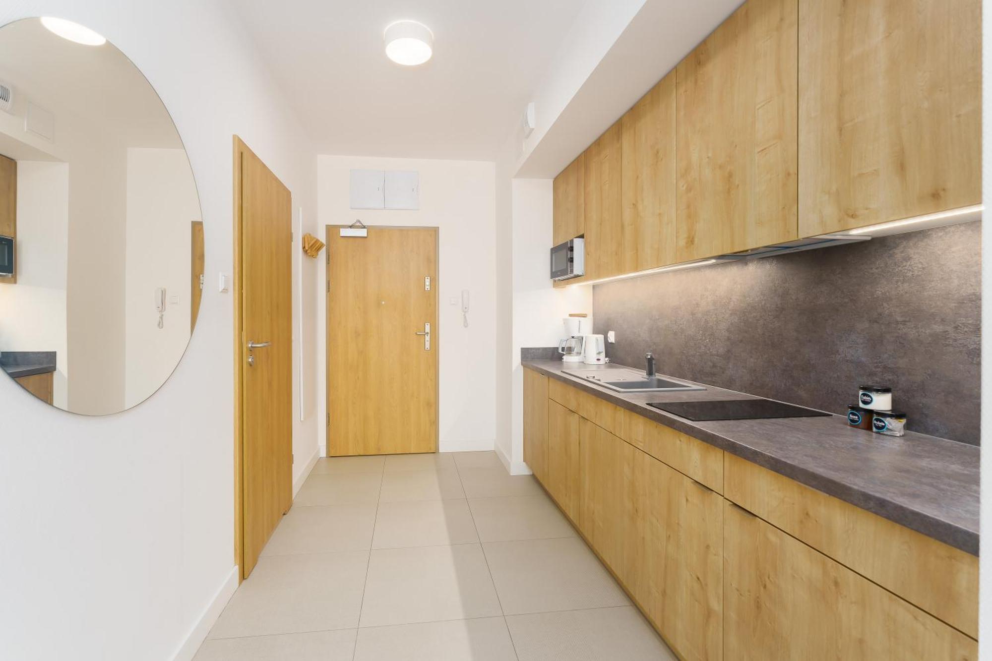 Aquamarina Prima Deluxe Studios With Sea View By Noclegi Renters 米兹多洛杰 外观 照片