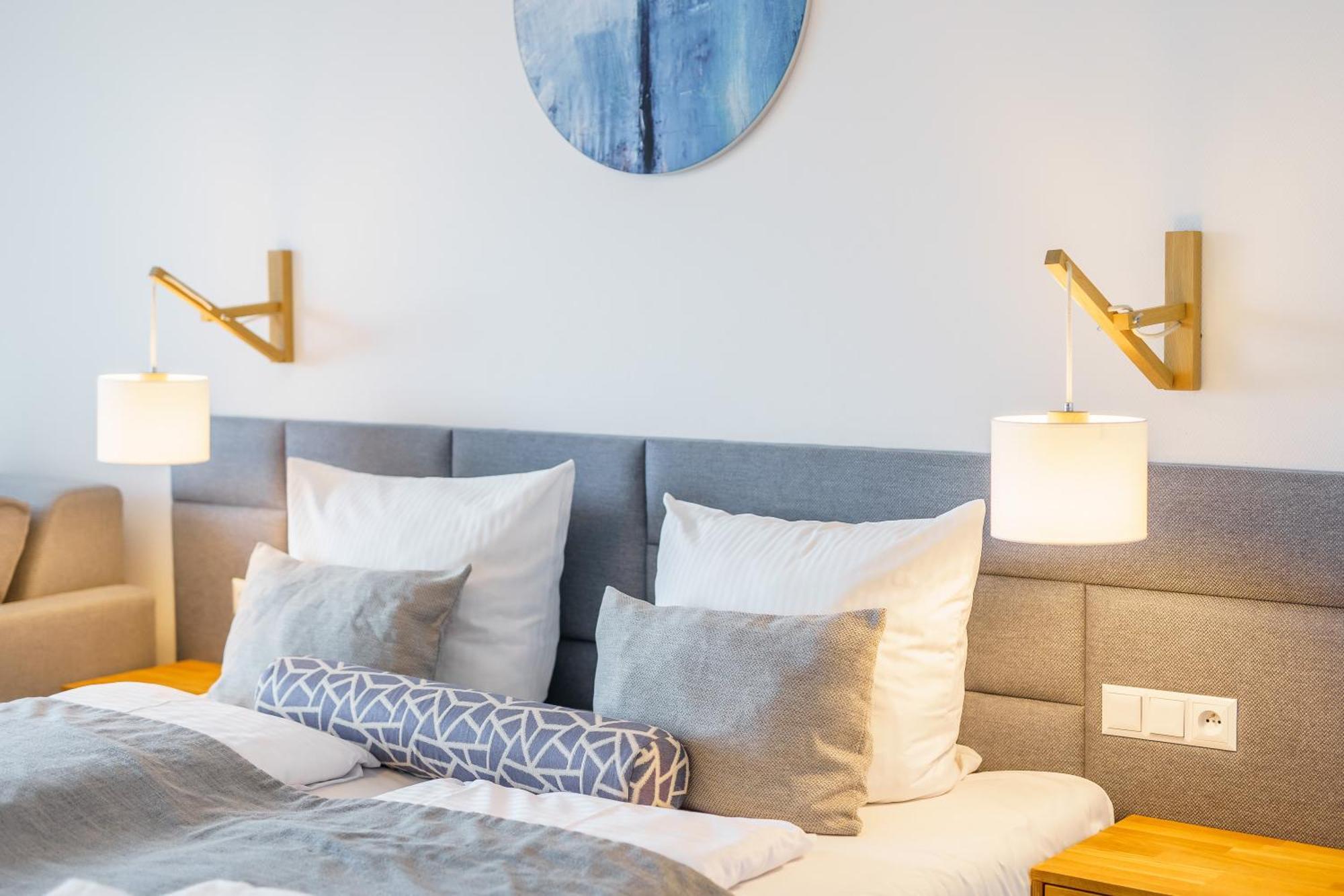 Aquamarina Prima Deluxe Studios With Sea View By Noclegi Renters 米兹多洛杰 外观 照片